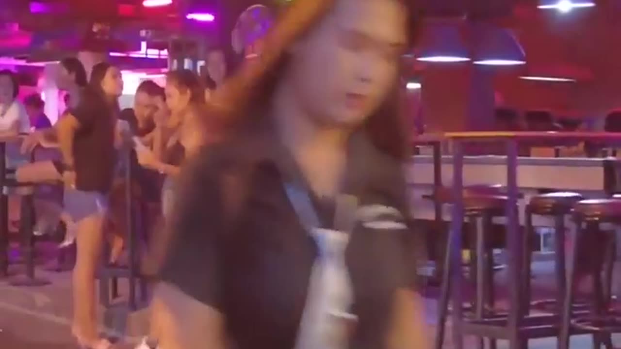 Nightlife in thailand || Pattaya Nightlife in Rainy Season