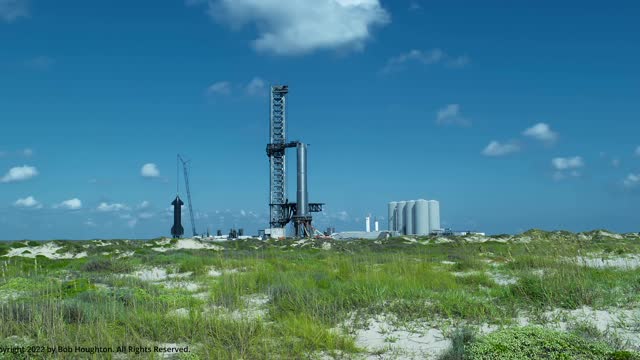 SpaceX Launch Pad - 9-11-2022 - Starship Booster