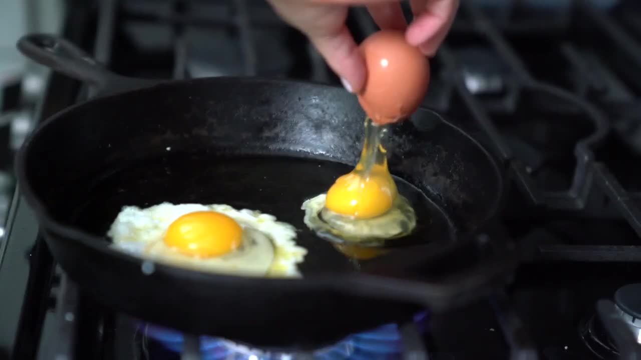 Cook delicious food, how to fry egg 😋😋