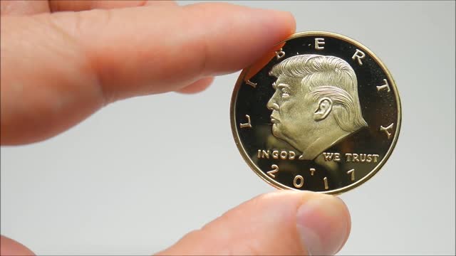 Donald Trump Coin – Make America Great Again Commemorative Coin