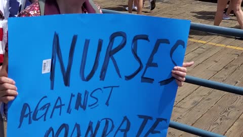 Nurses Say NO to Mandates on Santa Monica Pier