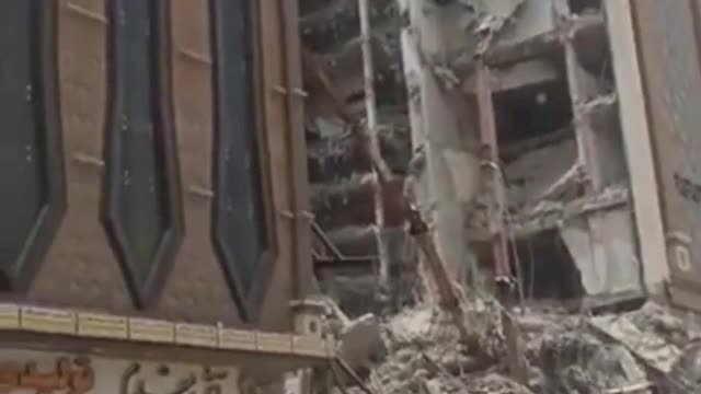 One Died, Four Injured as The '10-Story Office Building Metropol' Collapsed in Abadan