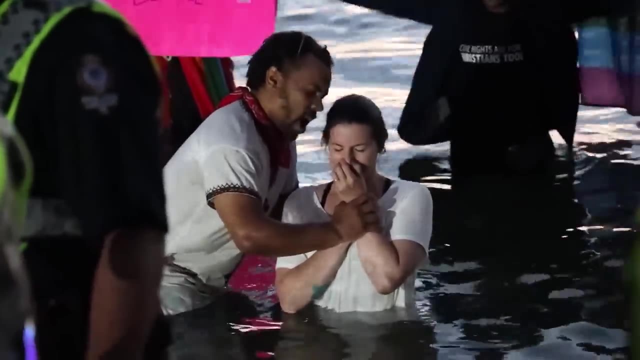Vancouver LGBT Assaults & Protests against David Lynn, Christianity, and Baptisms| Cross Canada Tour