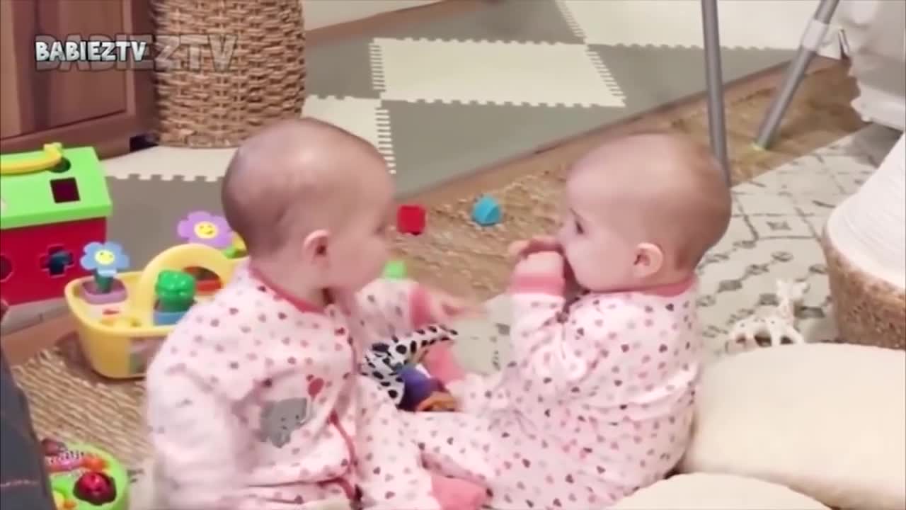 funny kids playingg