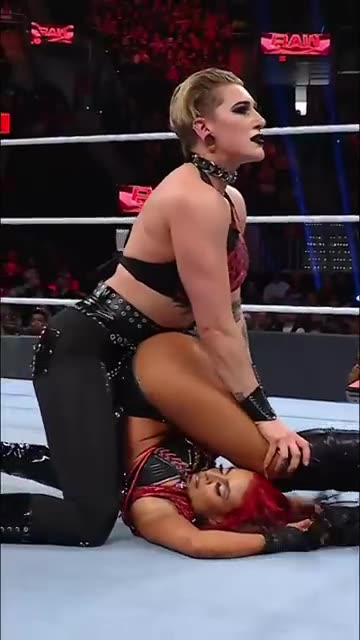 ⏪ Is this 2022 win for Rhea Ripley a preview of #WWEBacklash?