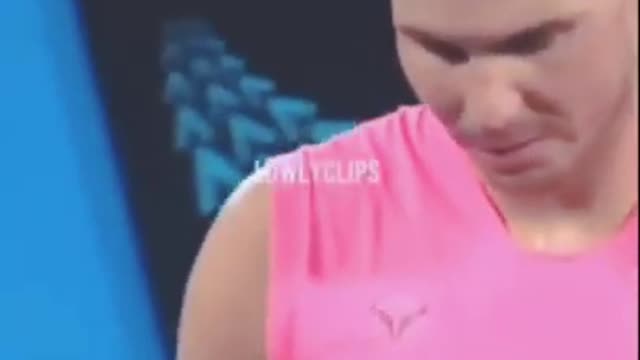 Cute girl gets hit by rafael nadal🥺respect moments in sports❤️