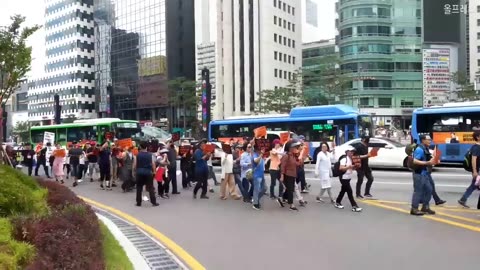 20190704_V3_S01(rJYWfzzKtTY)몸이 불편한 휠체어를 타신분도 나오시고 왜_