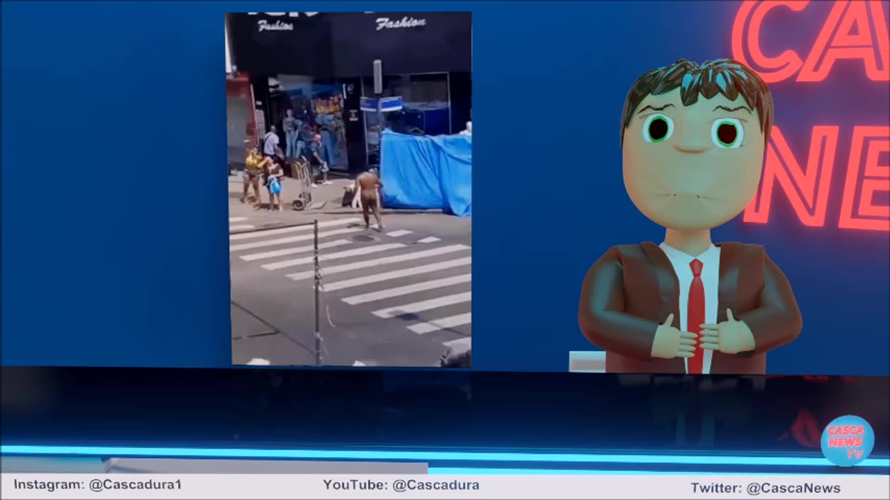 Homem Caminha pelado pelas Ruas de Madureira