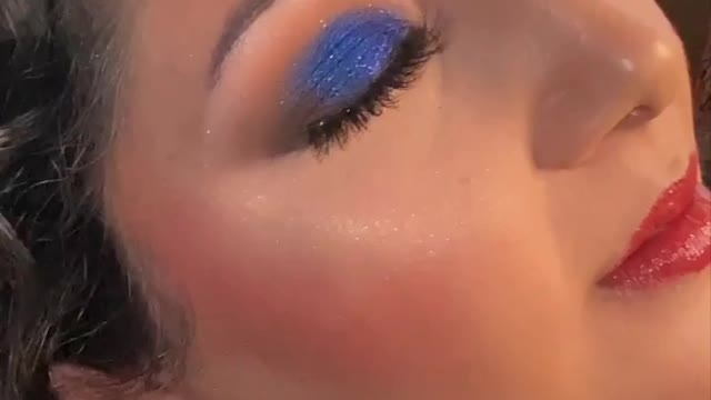 Makeup Glitter Blue