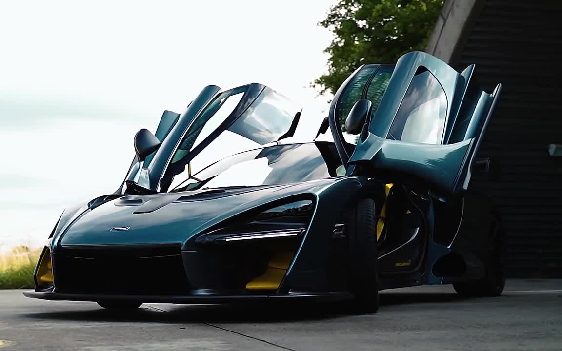 The headlights of this car are very cool -5