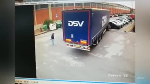 The driver of the truck hitched the car