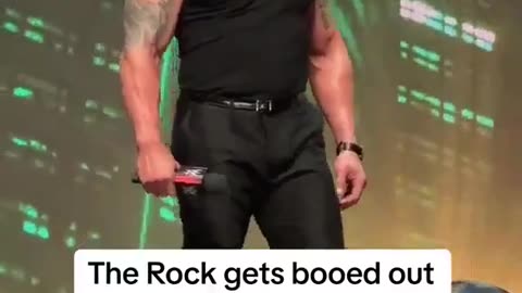 The Rock viene fischiato e finisce nell'oblio a Las Vegas