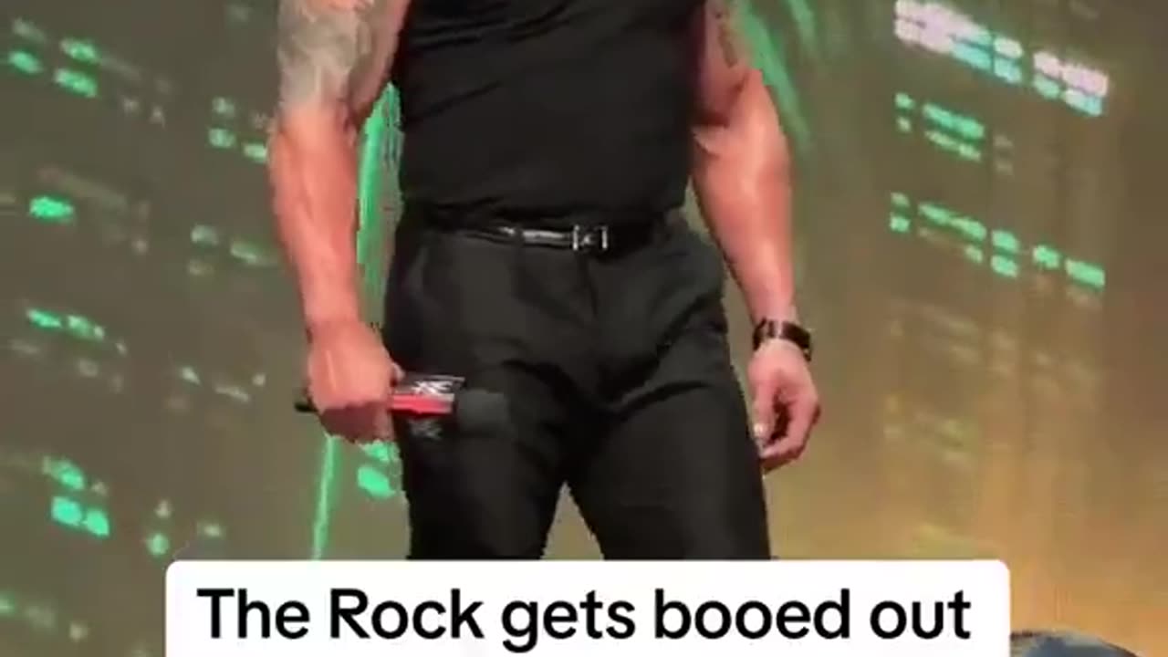 The Rock viene fischiato e finisce nell'oblio a Las Vegas