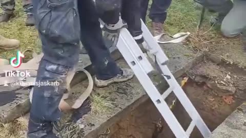 Old world structure discovered underground, again.. Evidence of a reset..