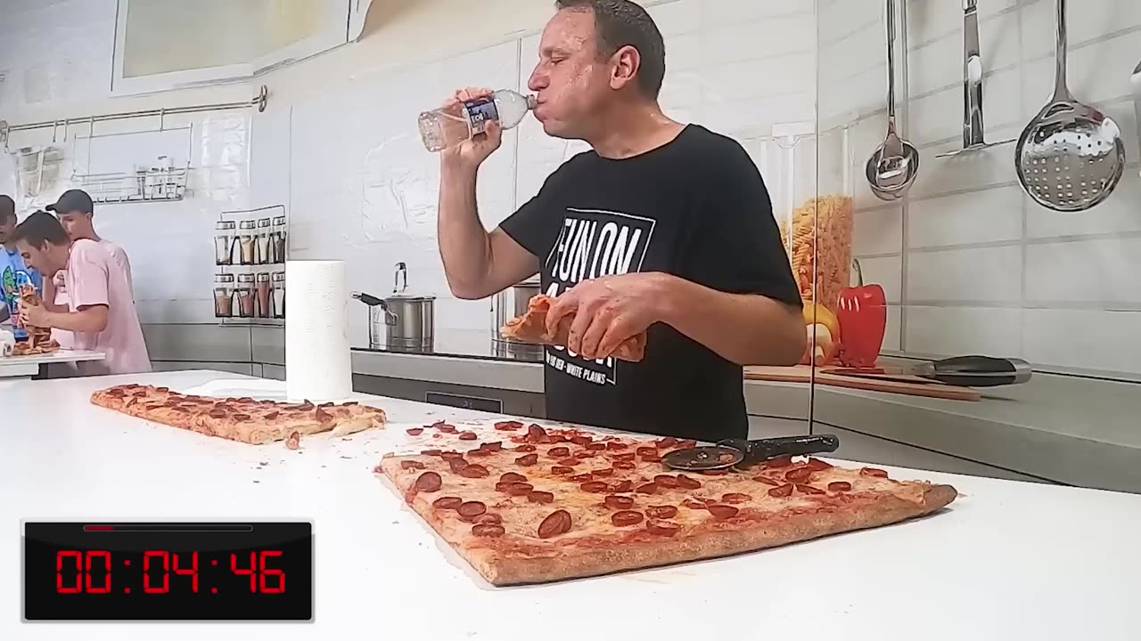 I Ate The World’s Largest Slice Of Pizza 😮