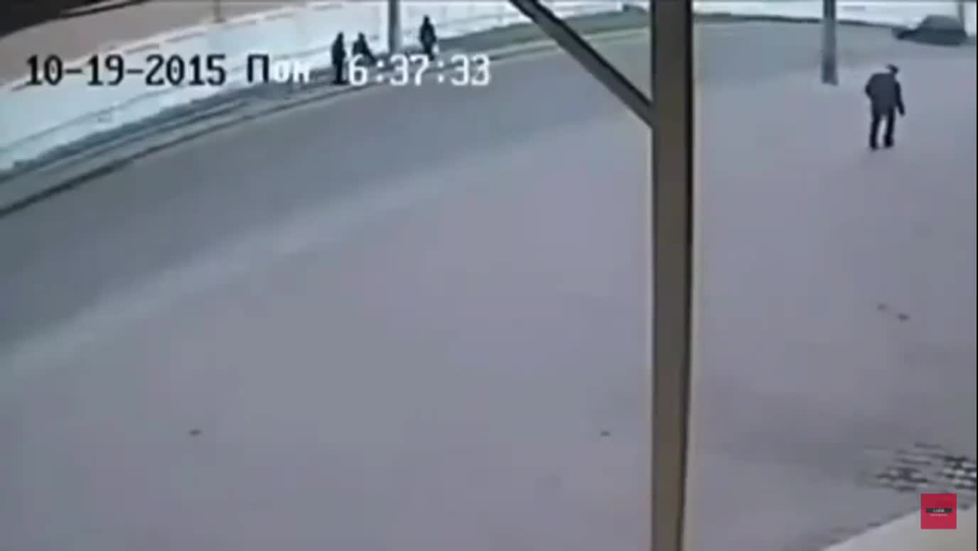 A car kills people on the sidewalk