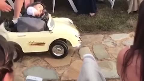 Kids add some comedy to a wedding Ring Bearer and funny Fails