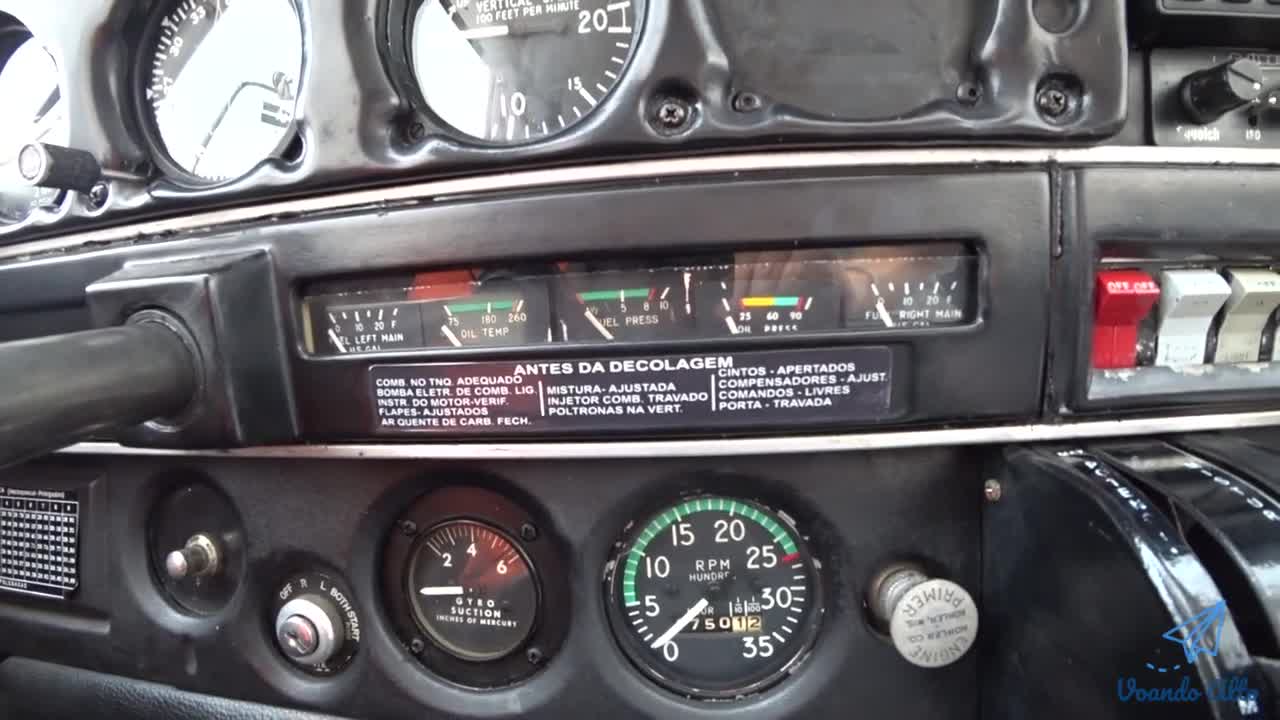 Piper Cherokee PA28A-140 Airplane - Dashboard, Instruments, Nacele Time and Ground School
