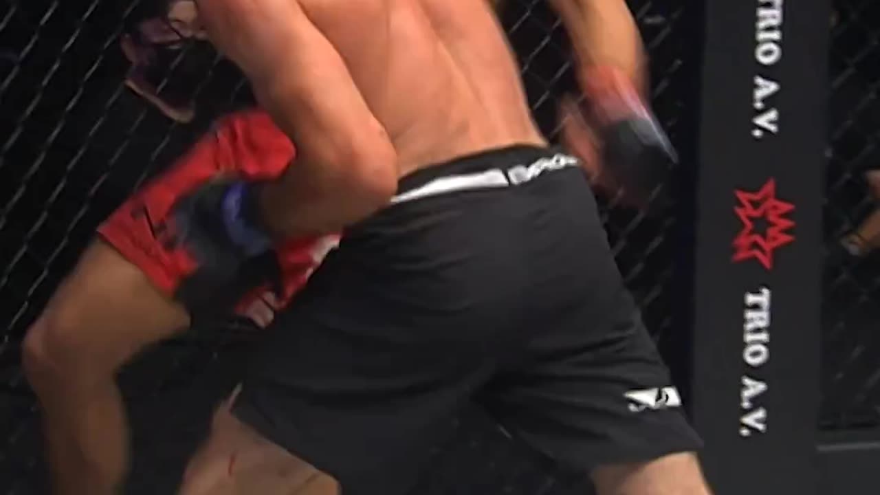 Absolutely hard fight 😯