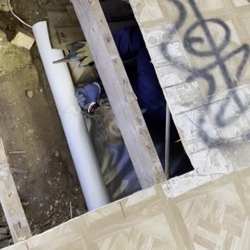 cojo skates on the labor