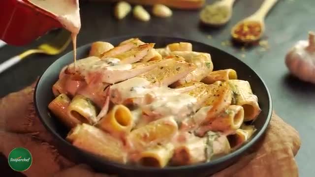 Tuscan Chicken Pasta Recipe - Chicken Tuscan Pasta - Creamy Tuscan Chicken Pasta