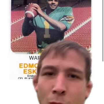 Warren Moon Battled Defenses & Racism to Become a Hall of Fame Quarterback.