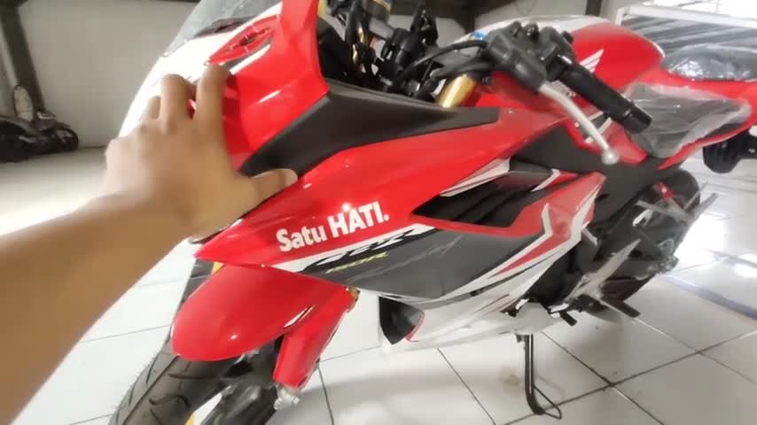 Moped Vario 160- Mesin baru, rangka baru, kecepatan tinggi