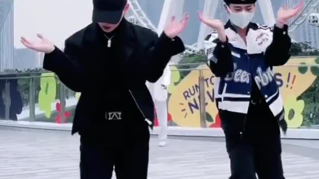 dance challenge 😎 🤟