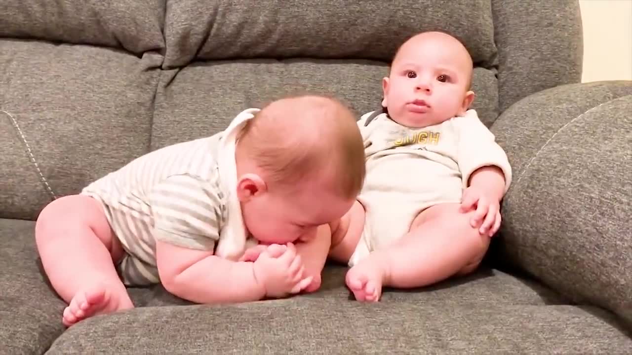 Best Videos Of Funny Twin Babies Compilation - Twins Baby Video