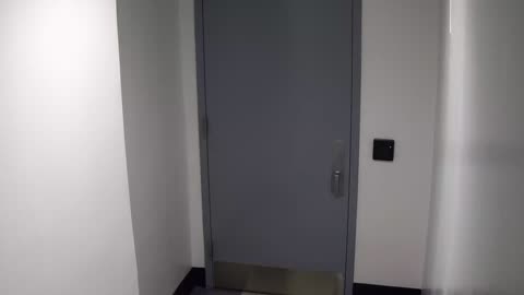 6171RHOBG2G202BStairwaySide_2021-01-05_22h40min03s173ms.mp4