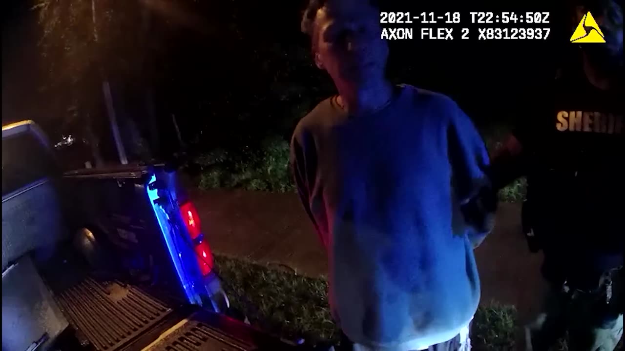 Fake Cop Makes Traffic Stop, Arrested by Real Cop