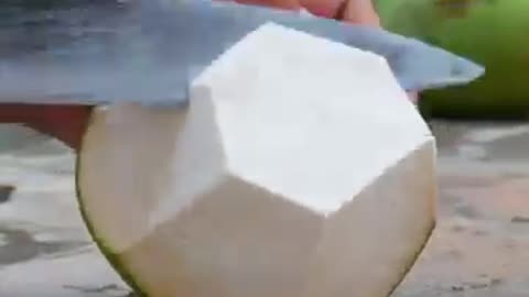 Fantastic coconut peeling style ✅