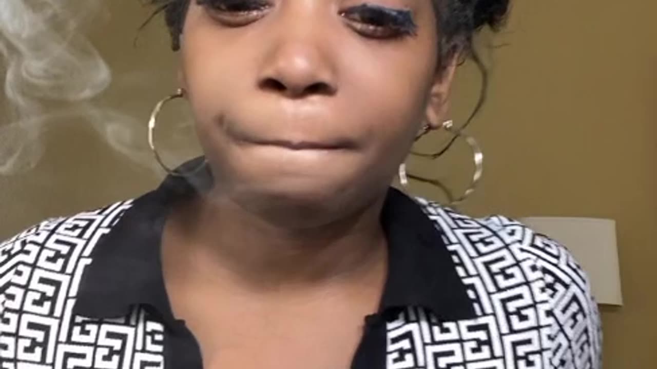 21 ASKED HER COMMENTS WAT DID SHE DO ON HER DATE LASTNITE