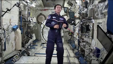 Highlighting Life in Space for Students in Japan