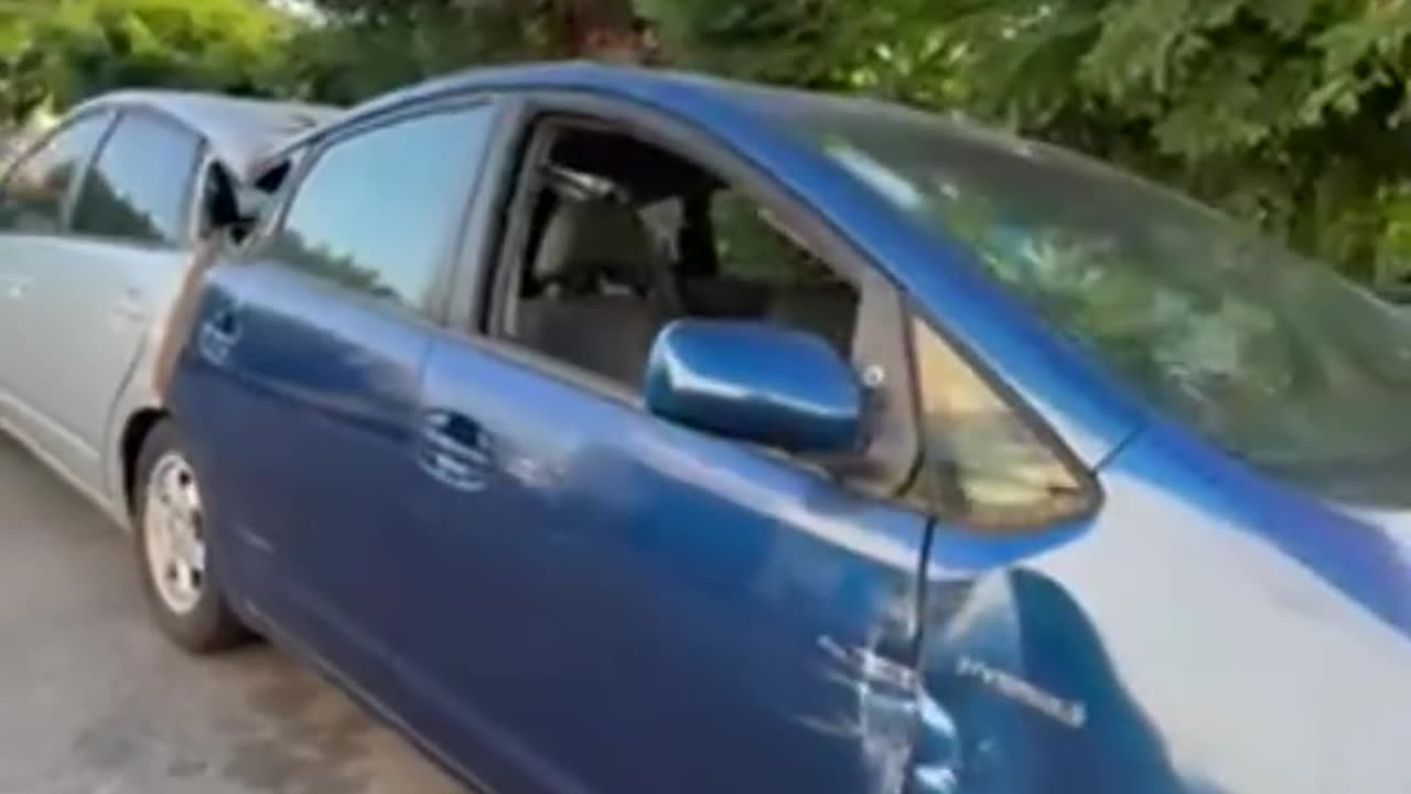 Double-Ended Prius!