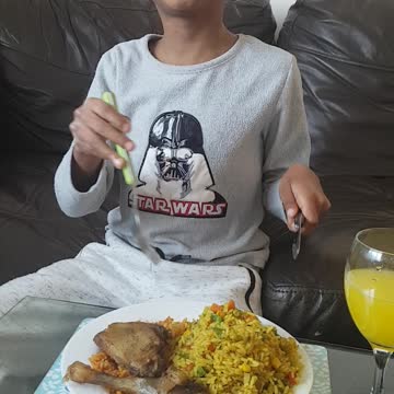 Learning how to use cutlery