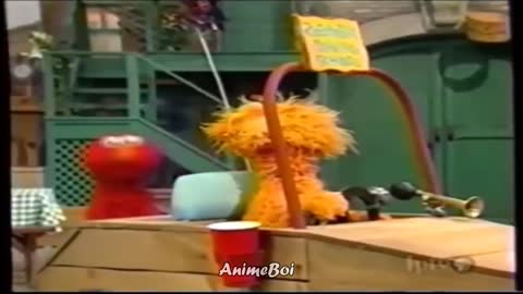Elmo loses it