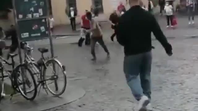 Germany: Somali Migrant Shouting 'Allahu Akbar' Kills Three in Germany, Public Tries To Stop Him