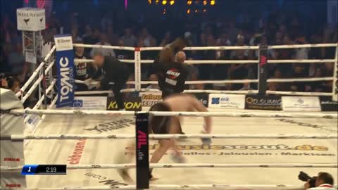 Michael Smolik vs. Kaz Mwamba one of the greatest liver shot finishes ko knockout