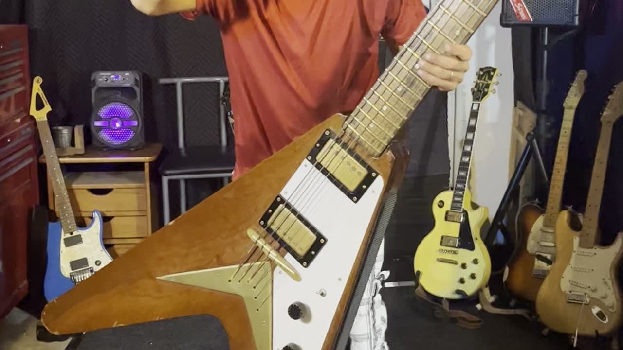 The Giant Flying V is now in Florida!!!!