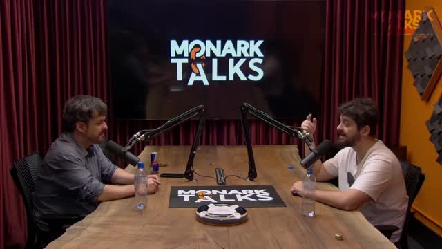 ADRILLES E MONARK DISCUTEM SOBRE PROMESSAS DE POLÍTICOS - Cortes Monark Talks — MONARK TALKS