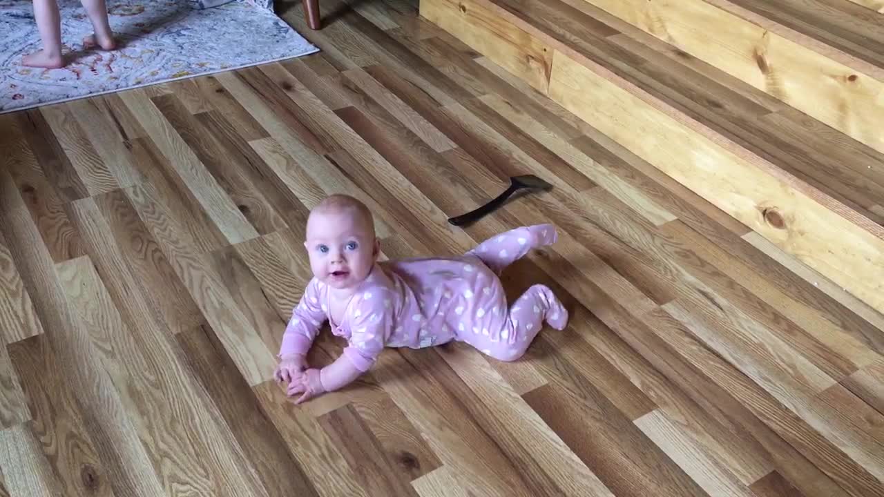 Baby’s first crawls - 8/16/22