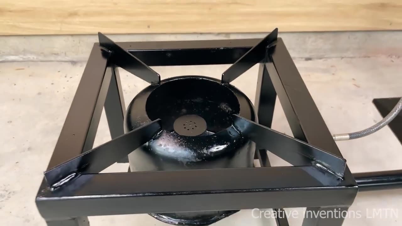 DIY USED OIL BURNER STOVE, Credit - Creative inventions LMTN