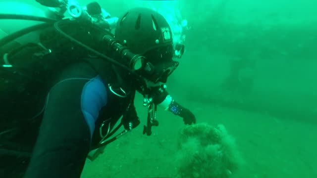 Scuba Diving the Chester Poling Wreck in Cape Ann Massachusetts.