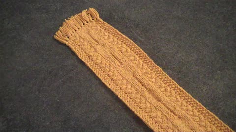 DES521 "Butterscotch Pudding" Double Strand Hand Tweed $17