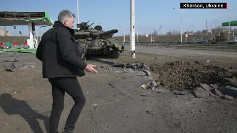 See aftermath of battle over key bridge in Ukraine