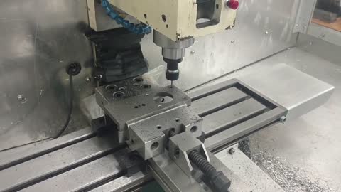 G0704 mini lathe tool post riser 5