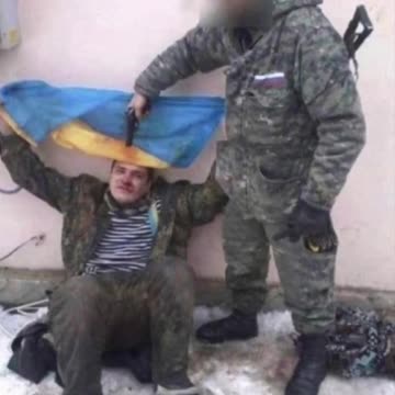 Russians vs Ukraine live war footage.