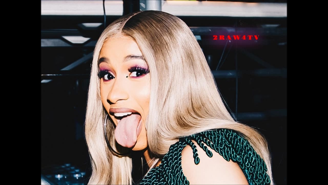 TIKTOK DOCTOR SAYS THAT CARDI B. HAS BAD BODY ODOR BASED ON PHOTO OF HER TONGUE