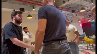 Fans deliver Andrew Tate a PERSONAL MESSAGE in Dubai